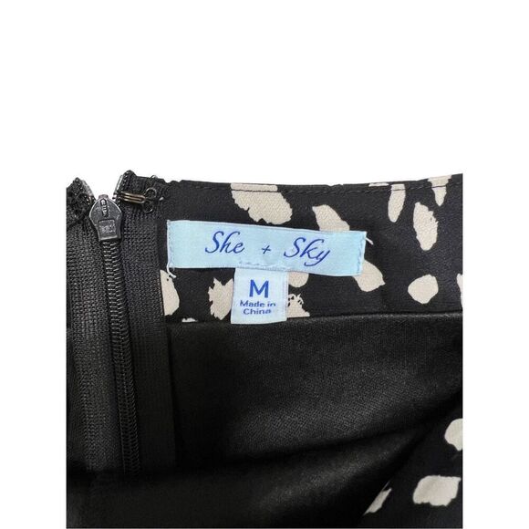 She + Sky skort women’s size medium black & white pattern ruffle bottom shorts - Picture 6 of 7